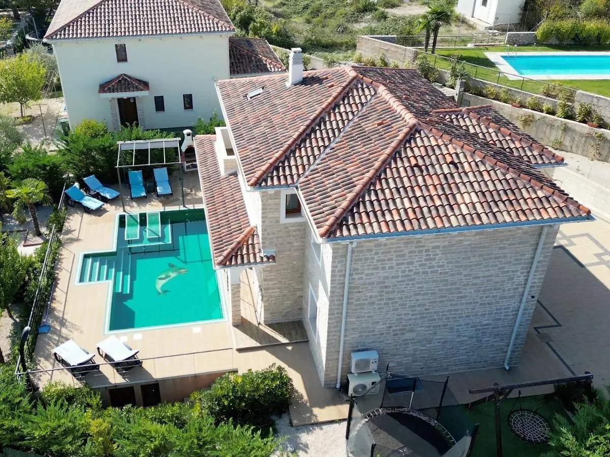 Villa Noah Kornic