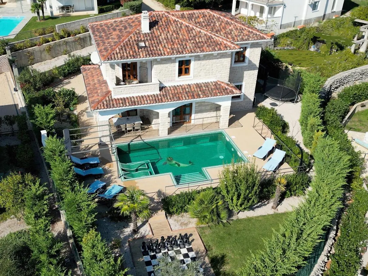Villa Noah Kornic